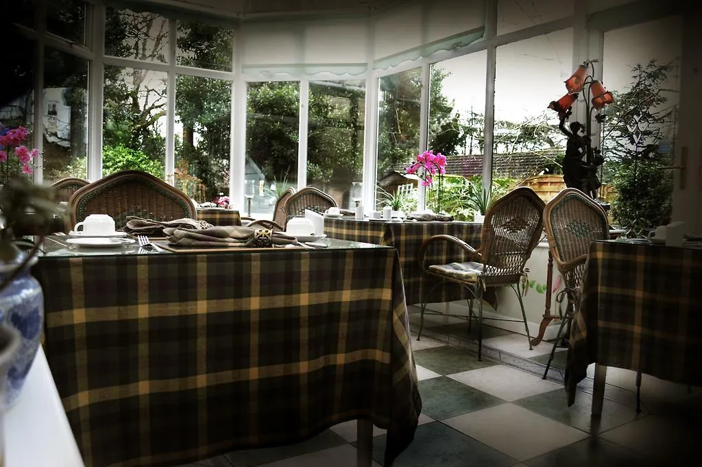 Nottingham Lodge Bed & Breakfast