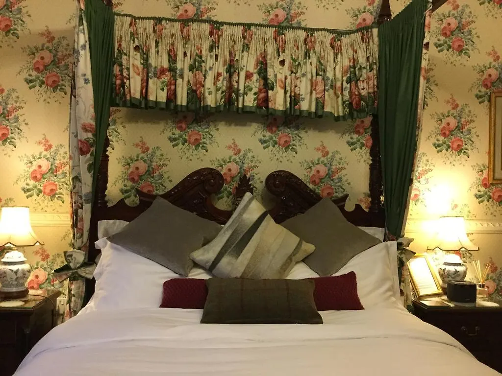 Bed & Breakfast Nottingham Lodge
