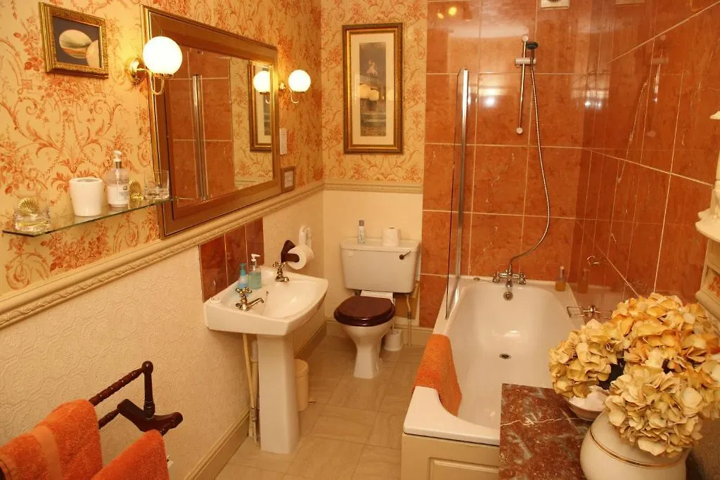Bed & Breakfast Nottingham Lodge
